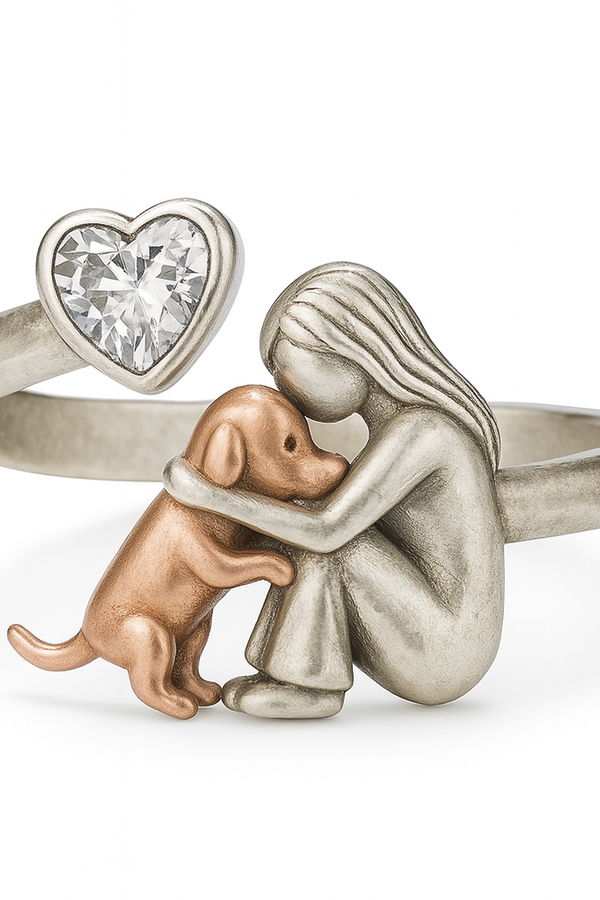 Adjustable Handcrafted Silver Dog Ring Featuring Heart-Shaped Zirconia
