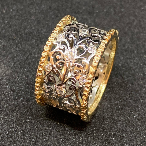 Mika - Timeless Ivy Ring Featuring Vintage Zircon