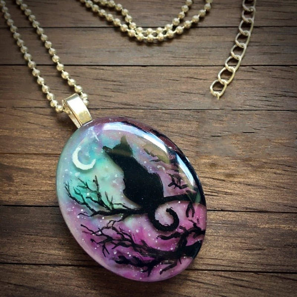 Charming Cat Necklace Inspired by 'The Starry Night'