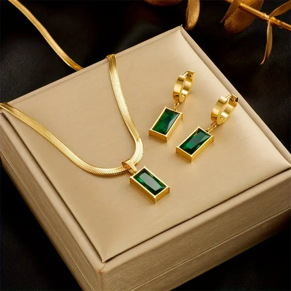 Lunara - 18K Gold Jewelry Collection
