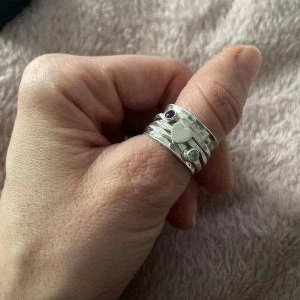 Heart-Shaped Spinner Ring