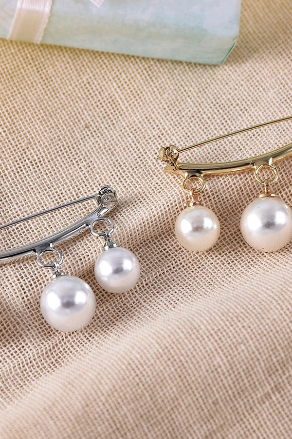 Classic Gold and Silver Vintage Pearl Brooch