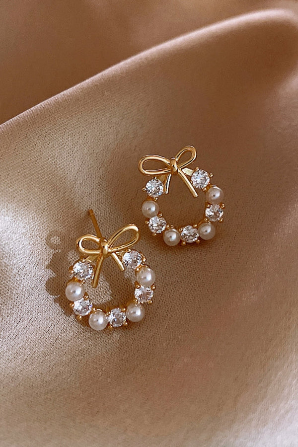 Gold Ribbon Pearl Earrings