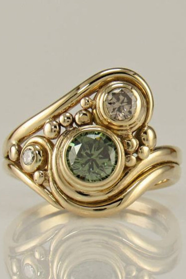 Retro Golden Green Zirconia Ring