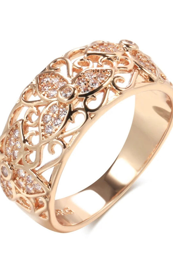 Chic Yellow Gold Band