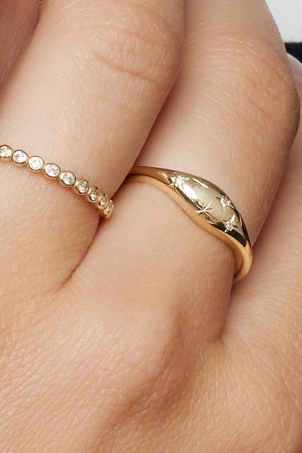 Dome - Gold Ring with High-Quality Diamond