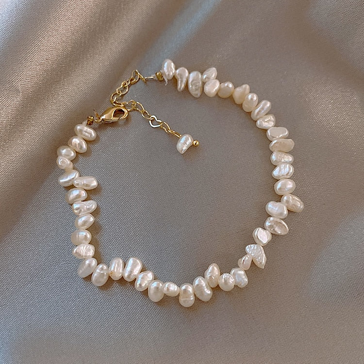 Céline Elegant Pearl Bracelet