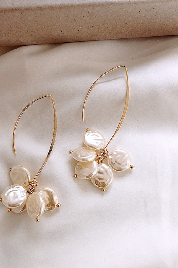 Chic Pearl and Crystal Drop Earrings