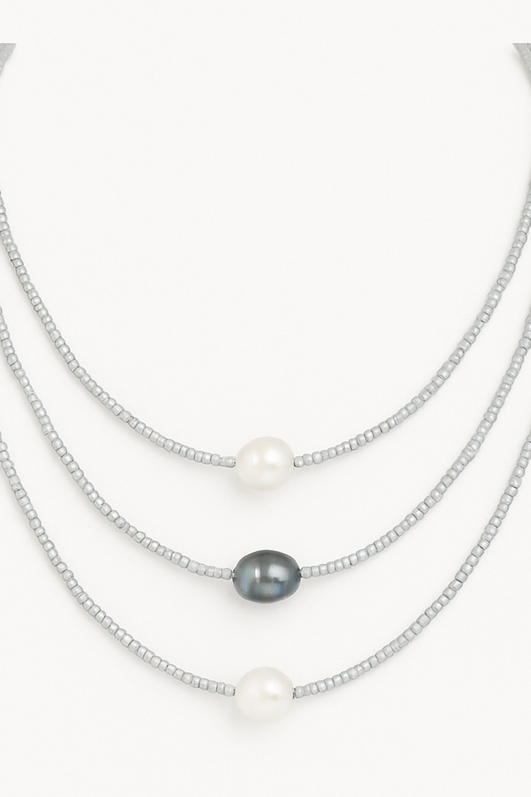 Zara - Classic Vintage Necklace Adorned with Freshwater Pearls