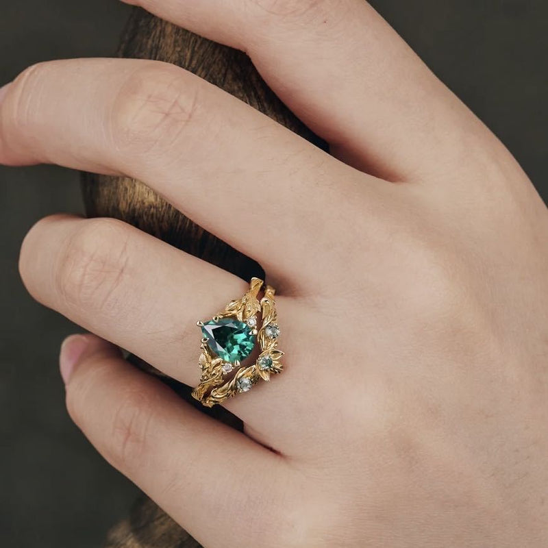 Green Crystal Gold Ring