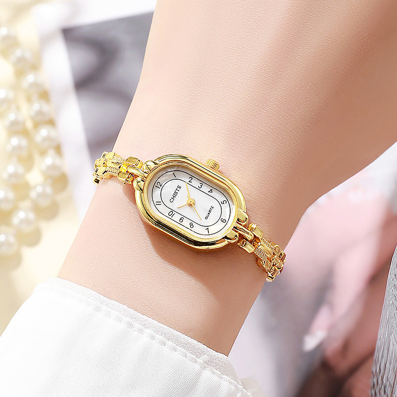 Alira - Radiant Gold Timepiece