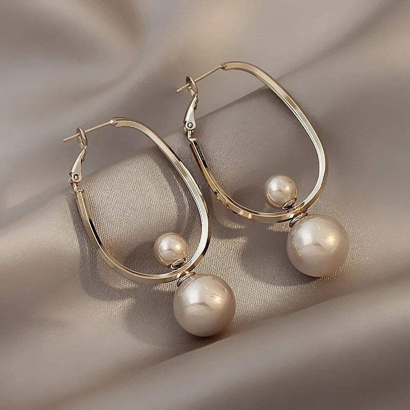 Charming Vintage Pearl Earrings