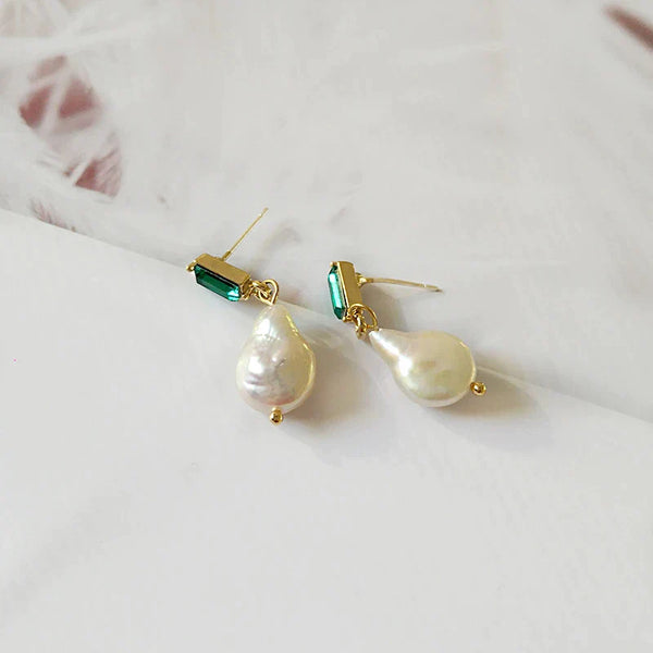 Elegant Gold Earrings Adorned with Pearls and Green Zirconia