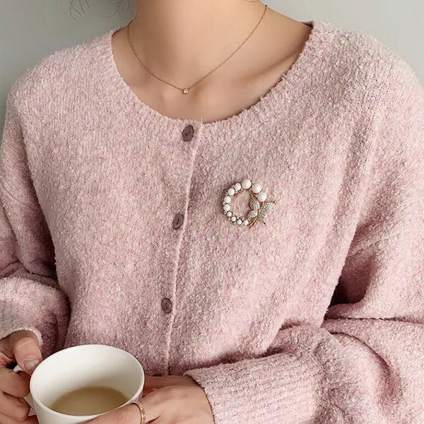 Gold Vintage Butterfly Brooch Adorned with Pearls and Diamonds