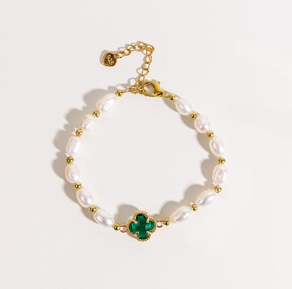 Gold Emerald Cloverleaf Bracelet Adorned with Emeralds and Pearls