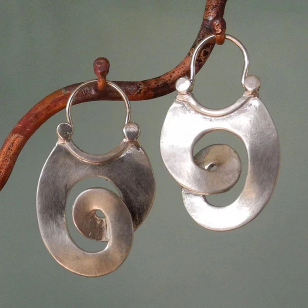 Lunara - Antique-Inspired Asymmetrical Silver Earrings