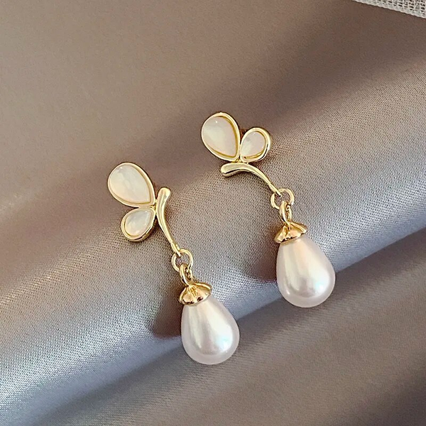 Chic White Pearl Drop Earrings