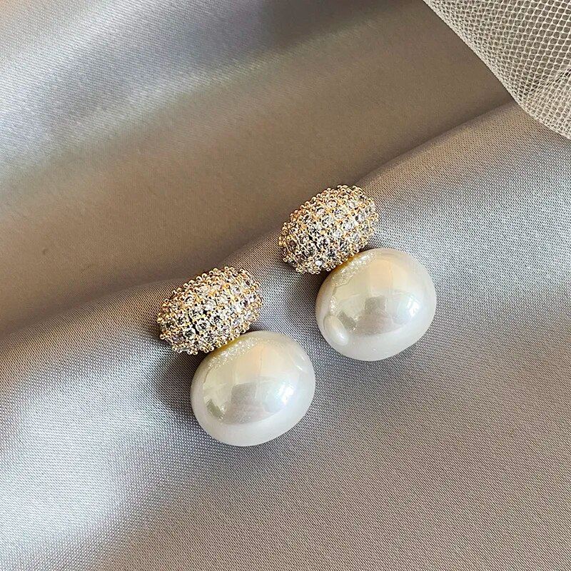 Chic Oval Zirconia and Pearl Earrings