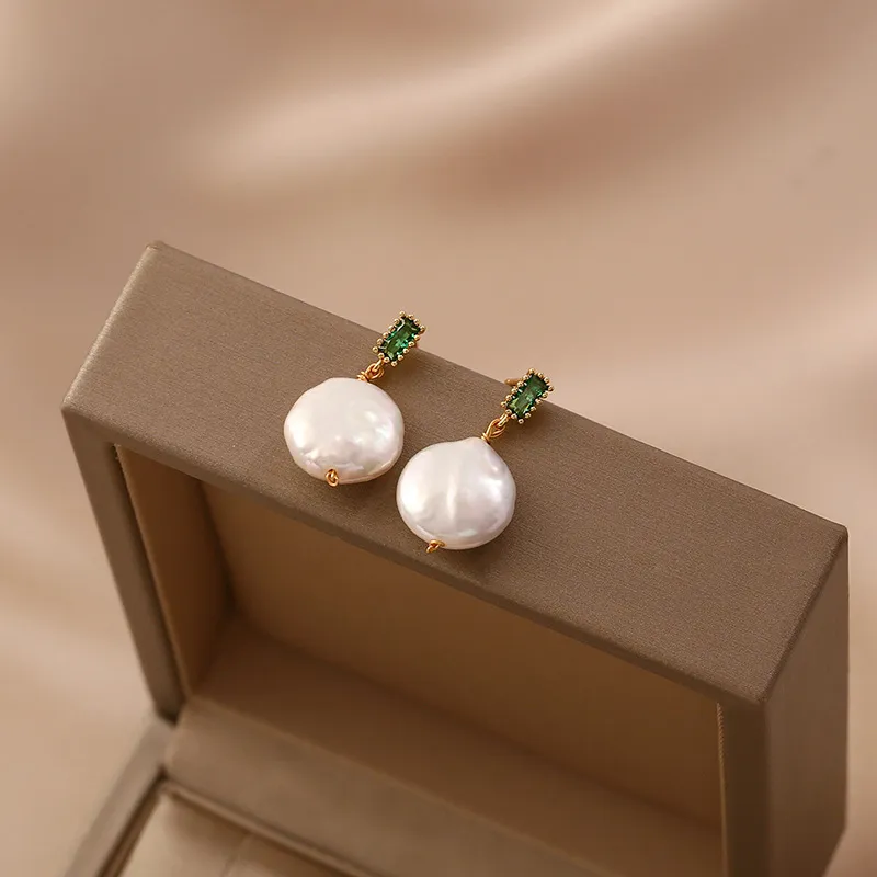 Chic Green Crystal and Pearl Earrings