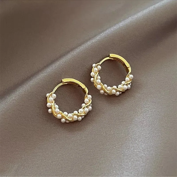 Chic Curved Inlaid Pearl Earrings