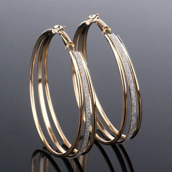 Aurielle - Vintage Gold Earrings with Shimmering Finish