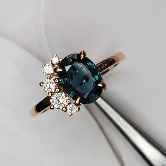 Antique Dark Blue Crystal Ring