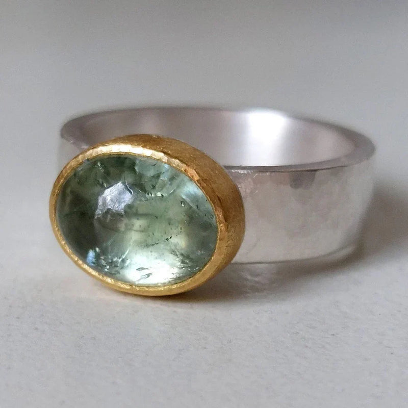 Retro Green Round Stone Ring