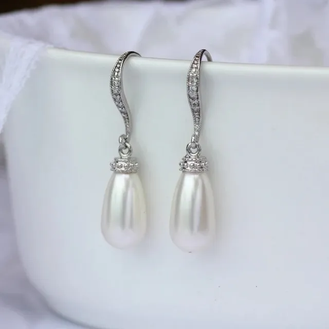 Classic Pearl Drop Earrings