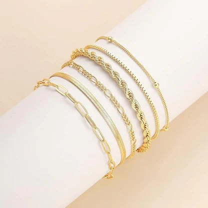Vernetta - Elegant Gold Bracelet Collection