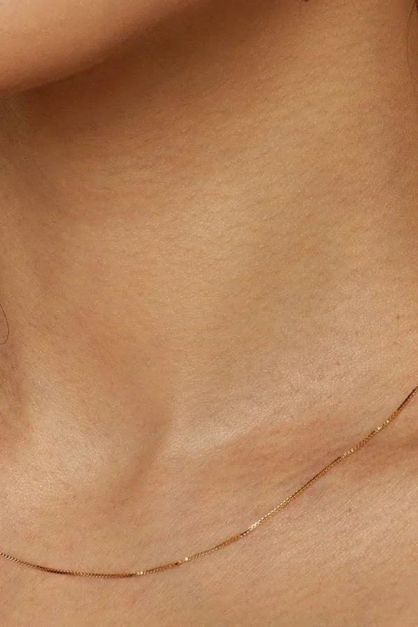 Bodega - Elegant Gold Necklace