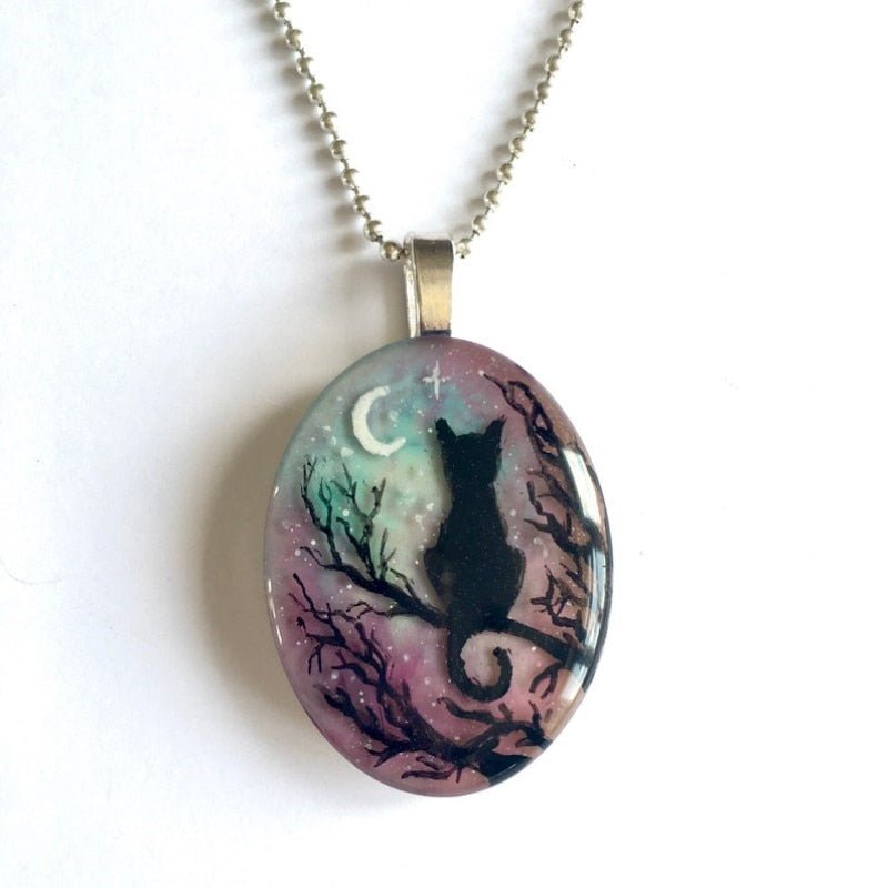 Charming Cat Necklace Inspired by 'The Starry Night'